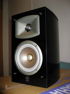 yamaha-ns-333-front.jpg