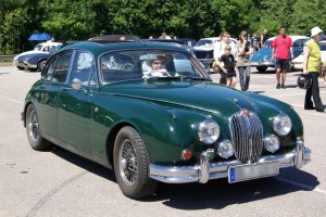 jaguar-mark-ii-1.jpg