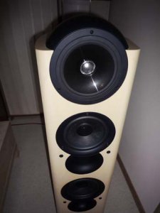 Kef Ref 302 A.jpg