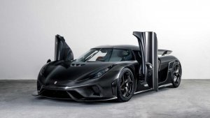 koenigsegg-regera-with-bare-carbon-fiber-body-1.jpg