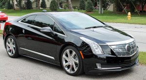 2014_Cadillac_ELR_trimmed.jpg