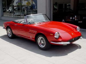 ferrari-330-gts.jpg