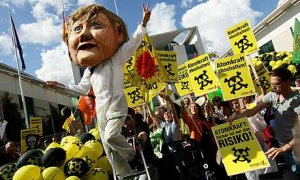 Anti-nuclear-protests-out-006.jpg