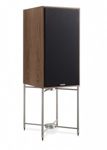 Spendor-Classic-100-Natural_Walnut_Stand-With_Grille_RGB.jpg