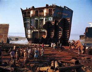 Shipbreaking_04.jpg