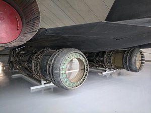 Duxford SR-71 J-58 Engine 1.jpg