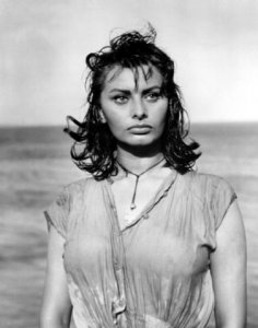 tn2_sophia_loren_1.jpg