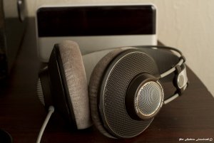 AKG 601.jpg