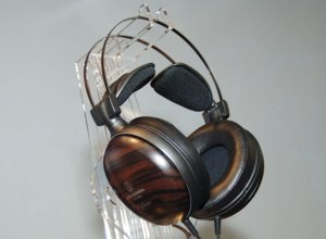 Audio-Technica-ATH-W5000-Headphone-0.jpg