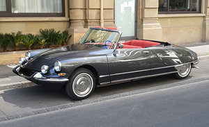 Citroen DS conv..jpg